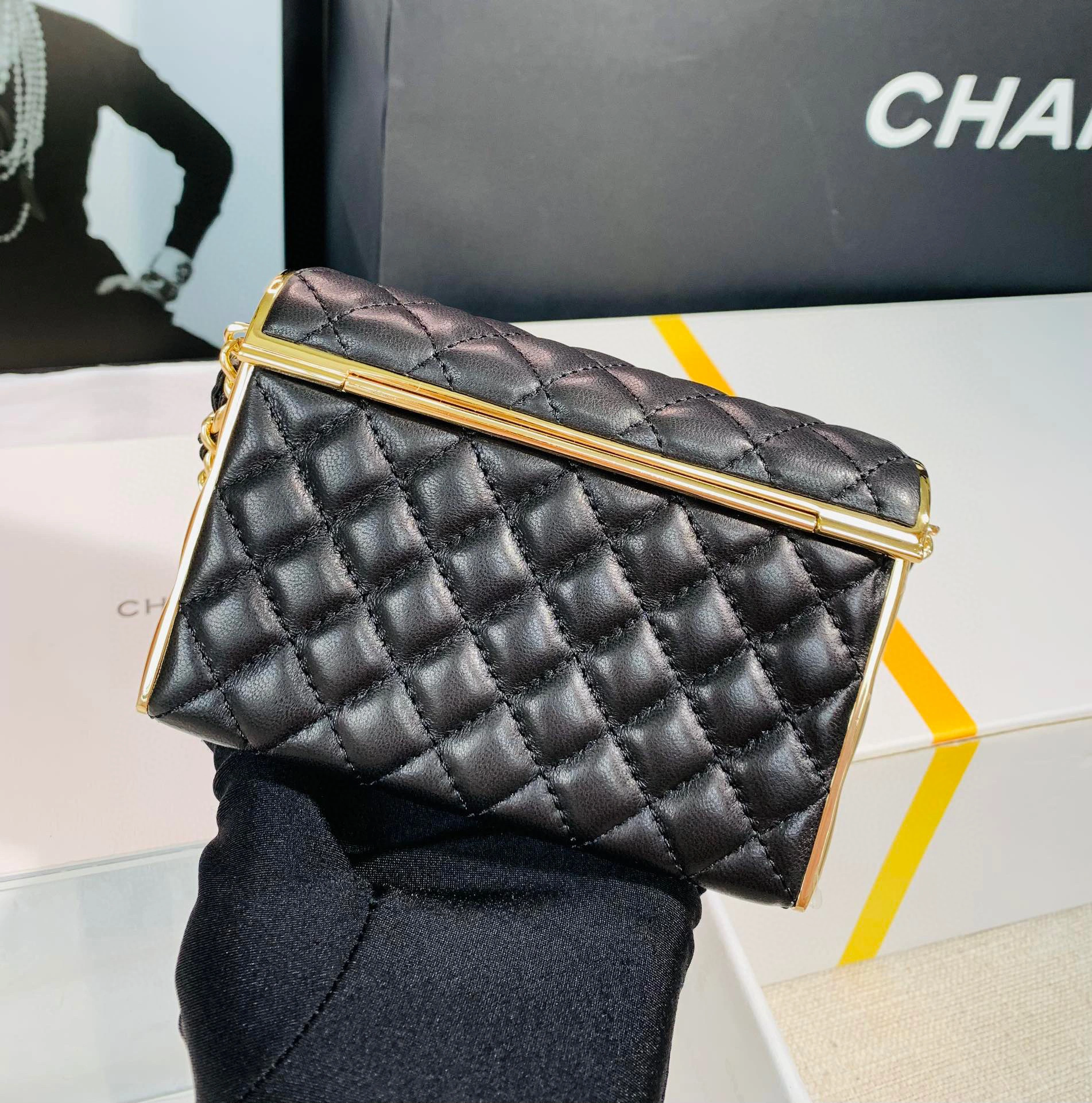 MOMO- high quality version AS3308-B08393-94305 sheephide item：B-B000H2818C