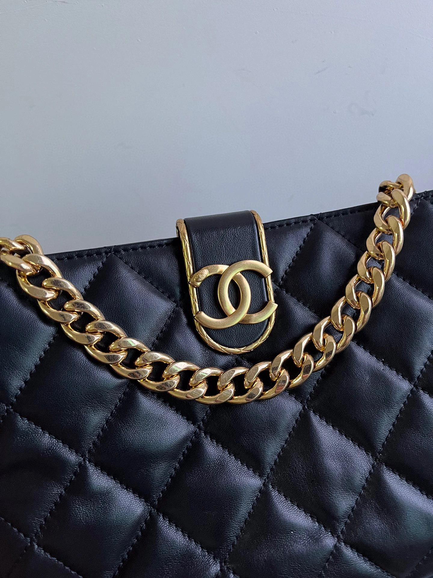MOMO- high quality version AS3476-B08852-94305 sheephide item：B-B000K0815C