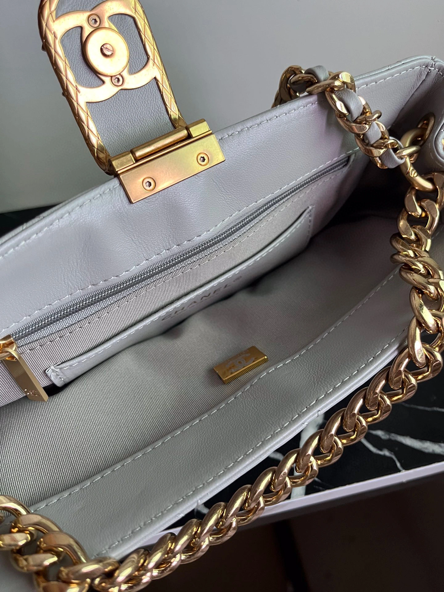 MOMO- high quality version AS3476-B08852-NJ530 sheephide item：B-B000K0814C