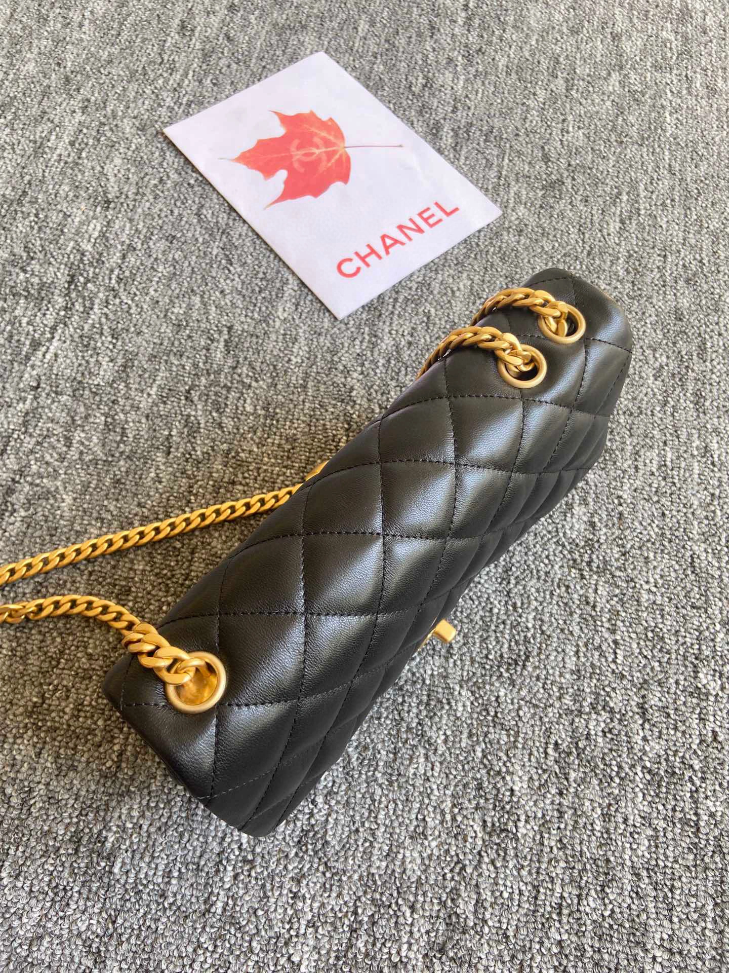 MOMO- high quality version AS3609-B09209-94305 sheephide item：C-B184A1012C