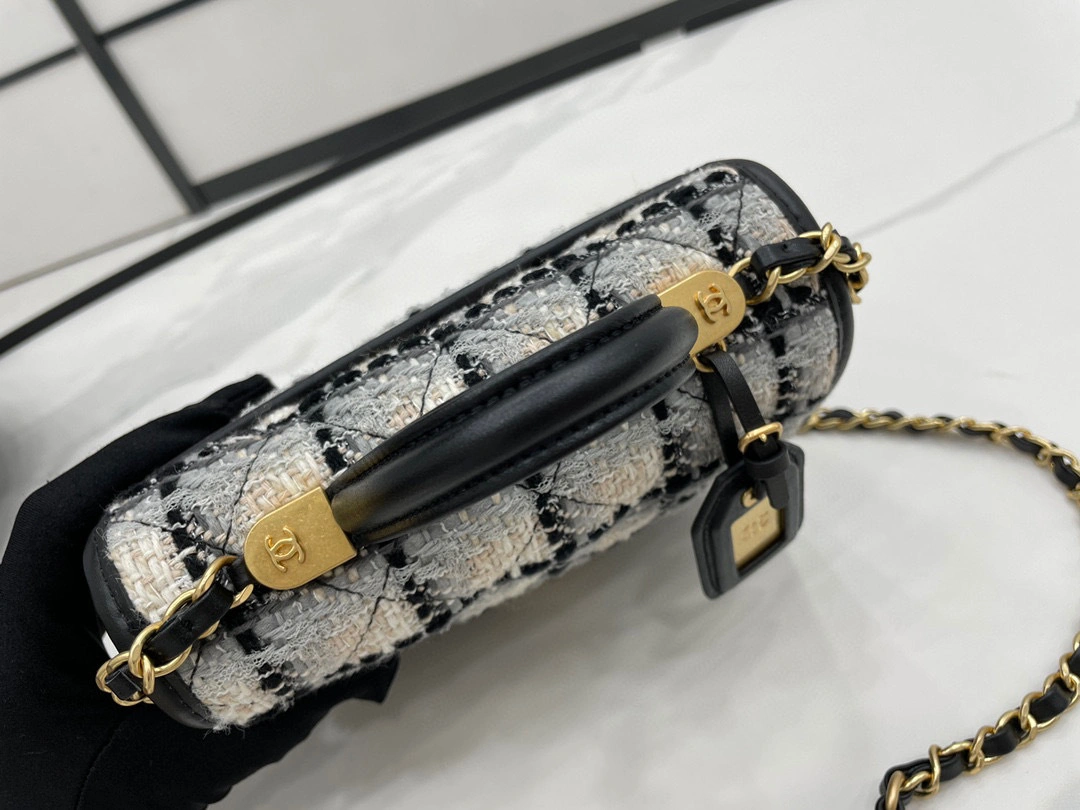MOMO- high quality version AS3652-B09403-NK472 item：B-B000K1911C