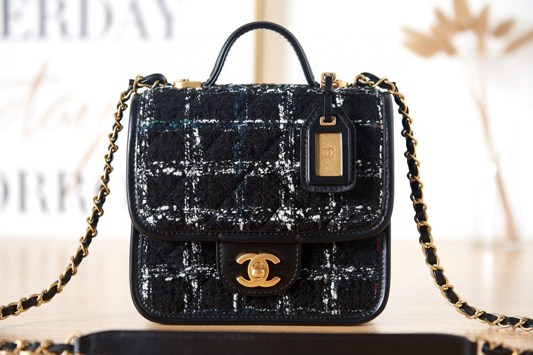 MOMO- high quality version AS3652-B09404-NK302 item：B-B000J1808C