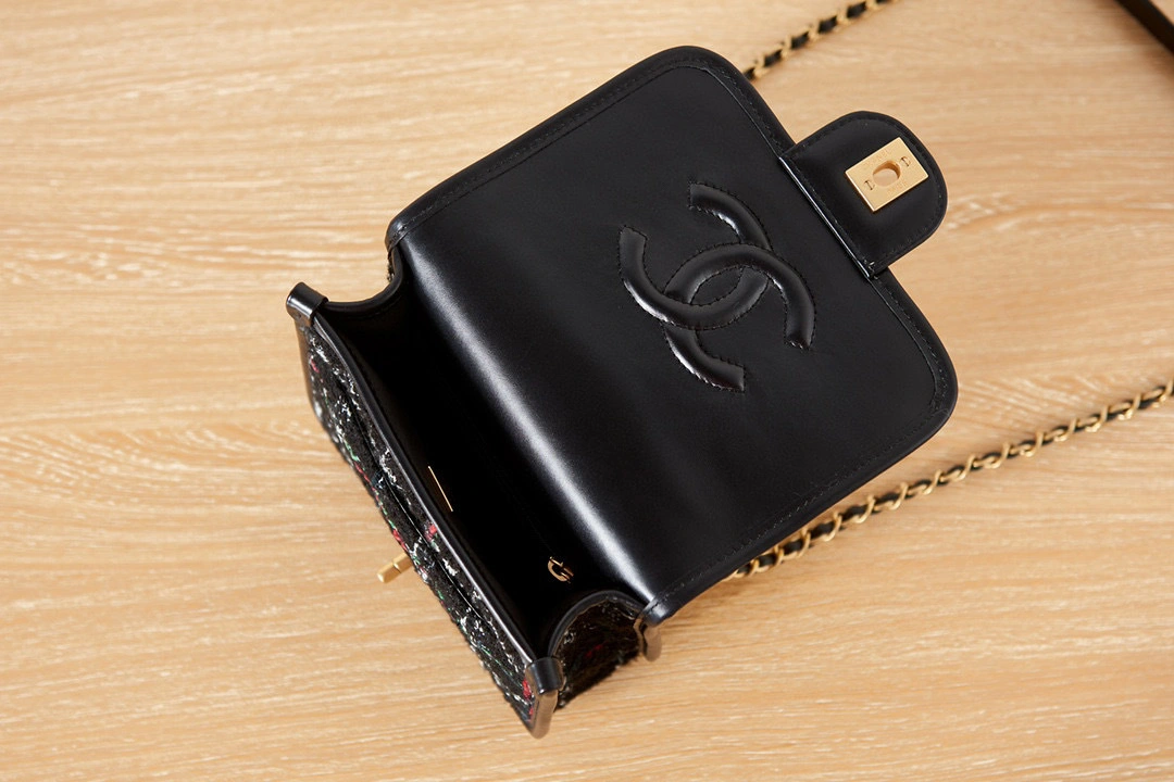 MOMO- high quality version AS3652-B09404-NK302 item：B-B000J1808C