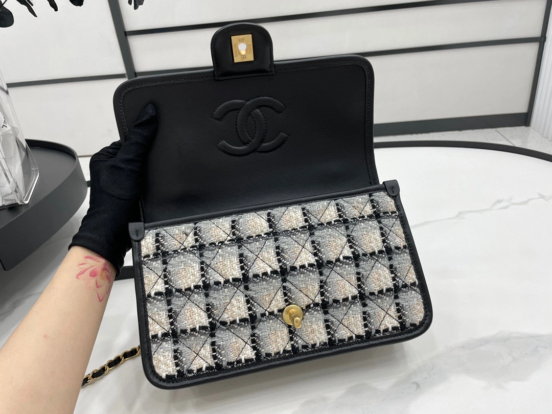 MOMO- high quality version AS3653-B09403-NK472 item：B-B000K1910C
