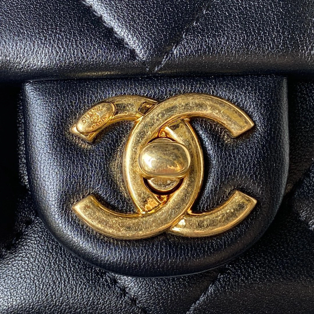MOMO- high quality version AS3748-B09863-94305 sheephide item：B-B370L3005C