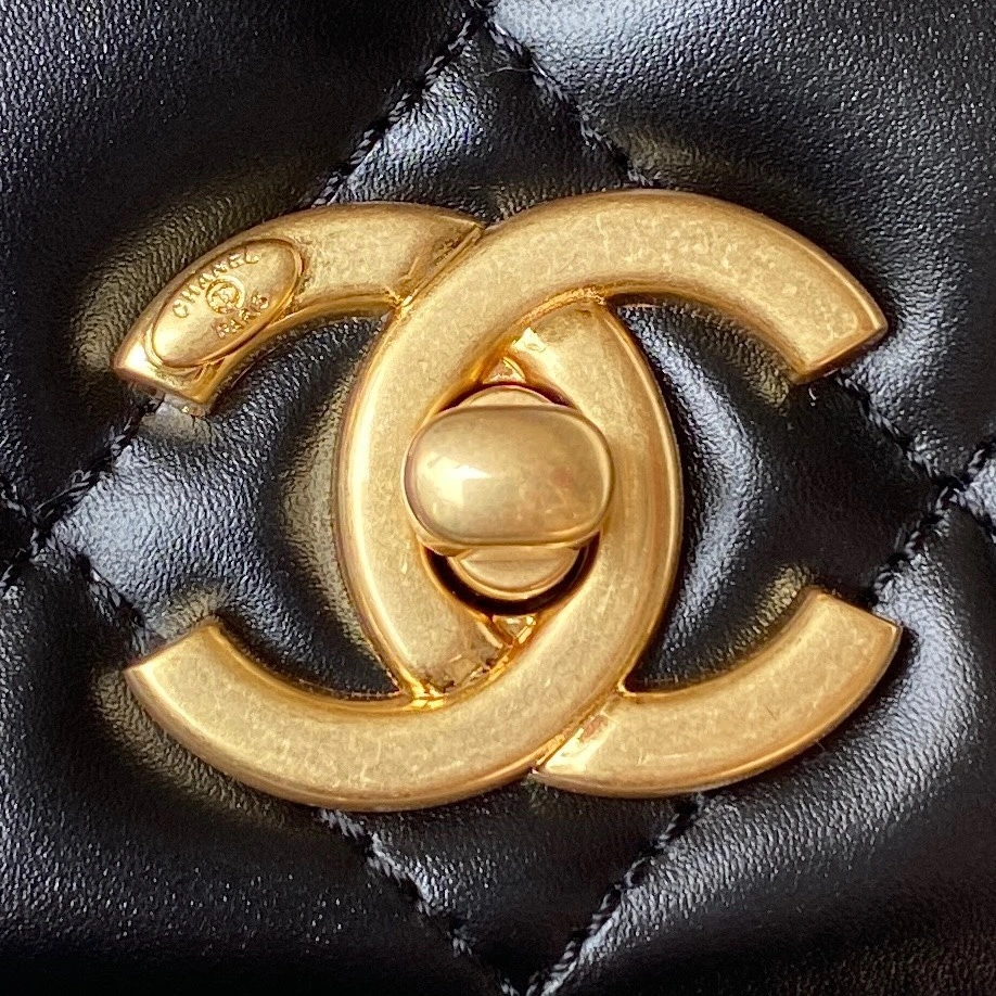 MOMO- high quality version AS3908-B10377-94305 item：C-B000C0403C