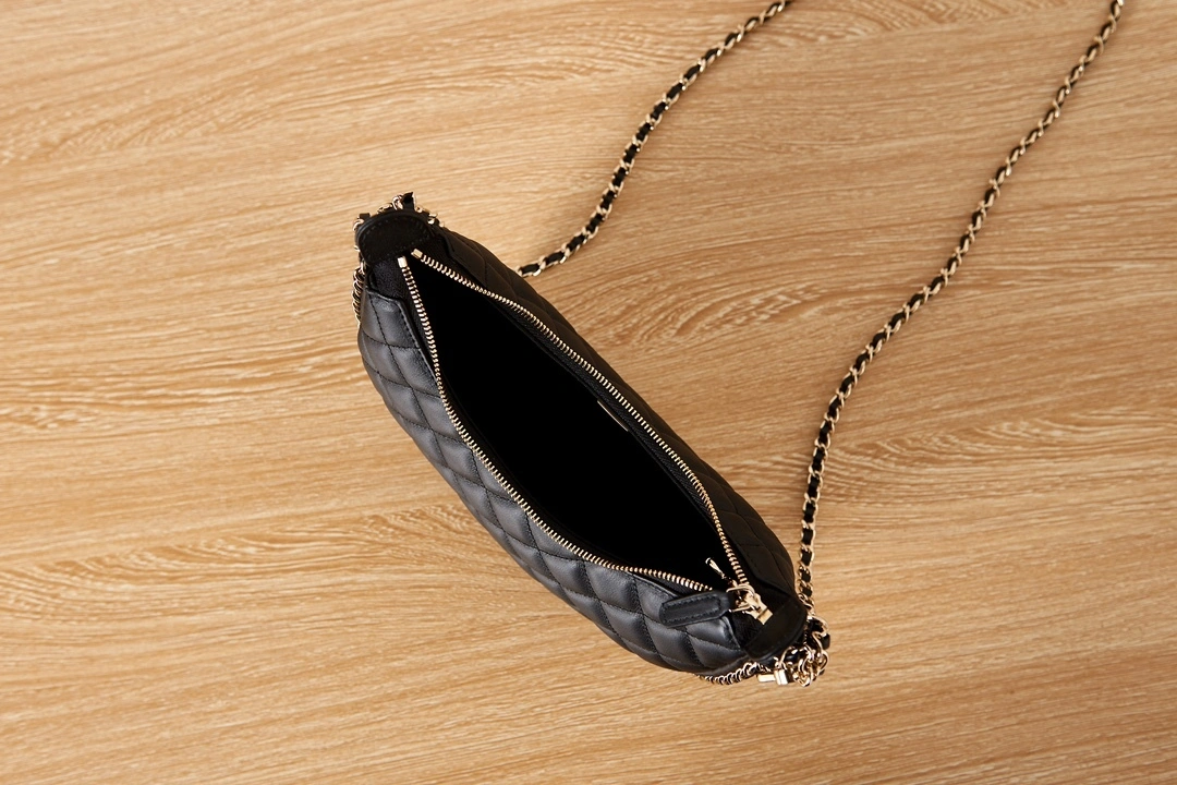 MOMO- high quality version AS3917-B10551-94305 item：C-B000C2010C