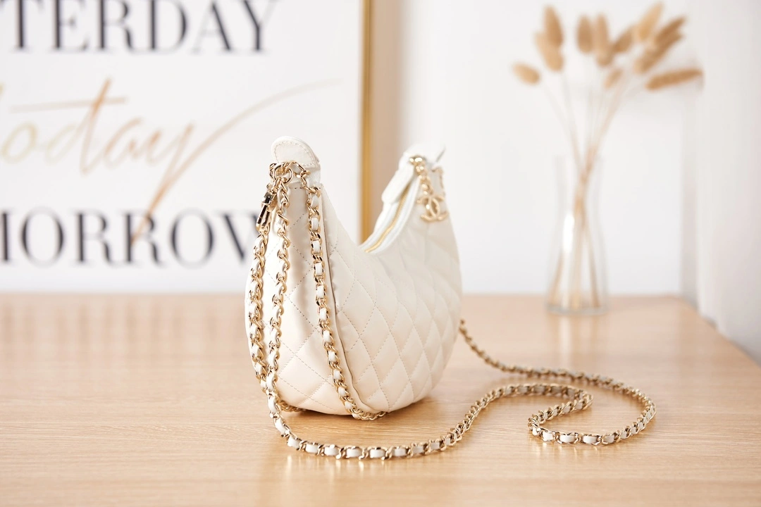 MOMO- high quality version AS3917-B10551-NM367 item：C-B000C2011C