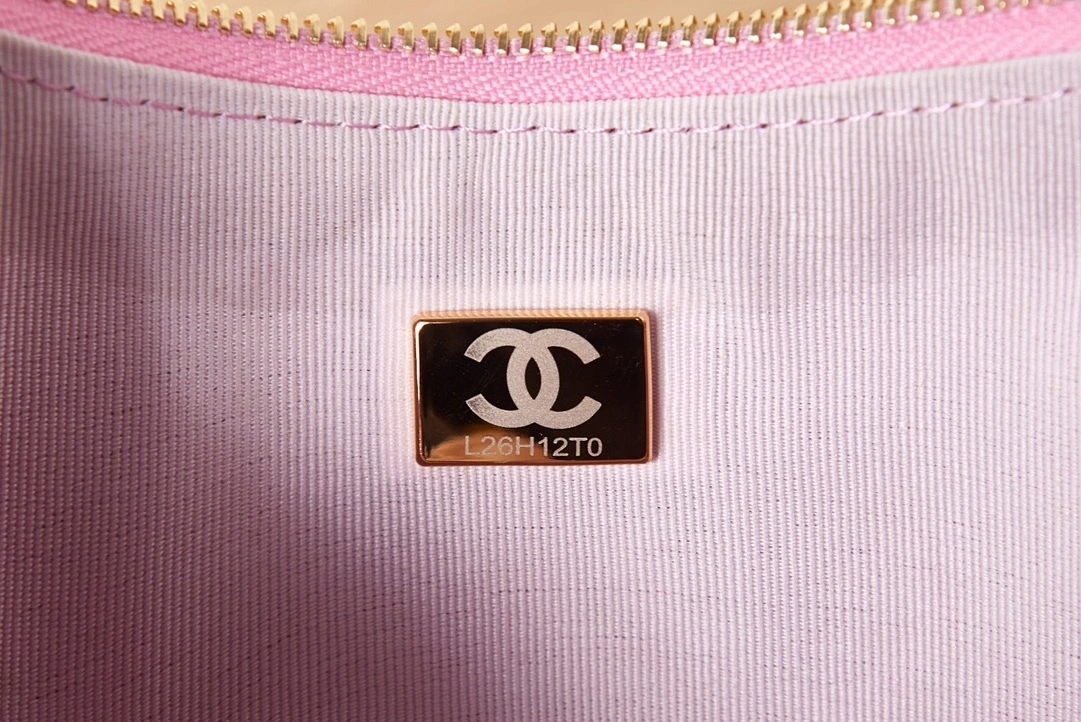 MOMO- high quality version AS3917-B10551-NM368 item：C-B000C2013C