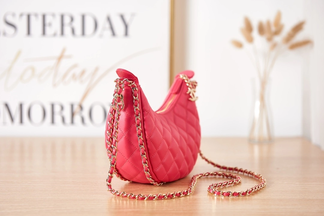 MOMO- high quality version AS3917-B10551-NM373 item：C-B000C2014C