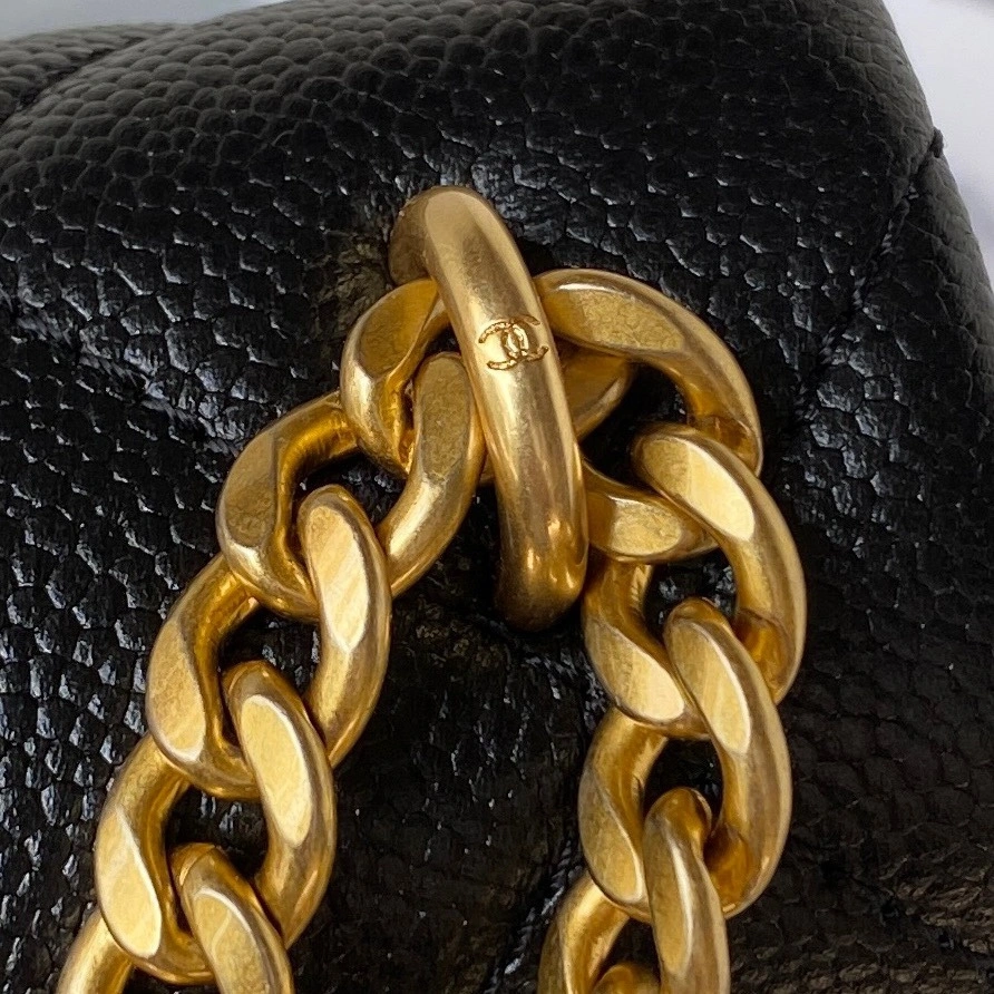 MOMO- high quality version AS3921-B10277-94305 item：C-B370C0308C