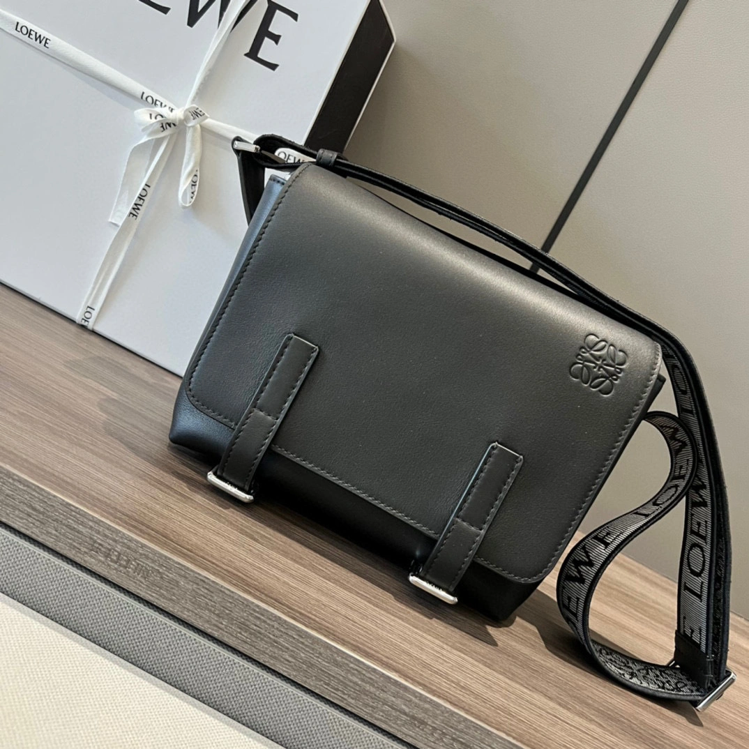 MOMO- high quality version B553A72X21-1100 cowhide item：B-B000J2708C