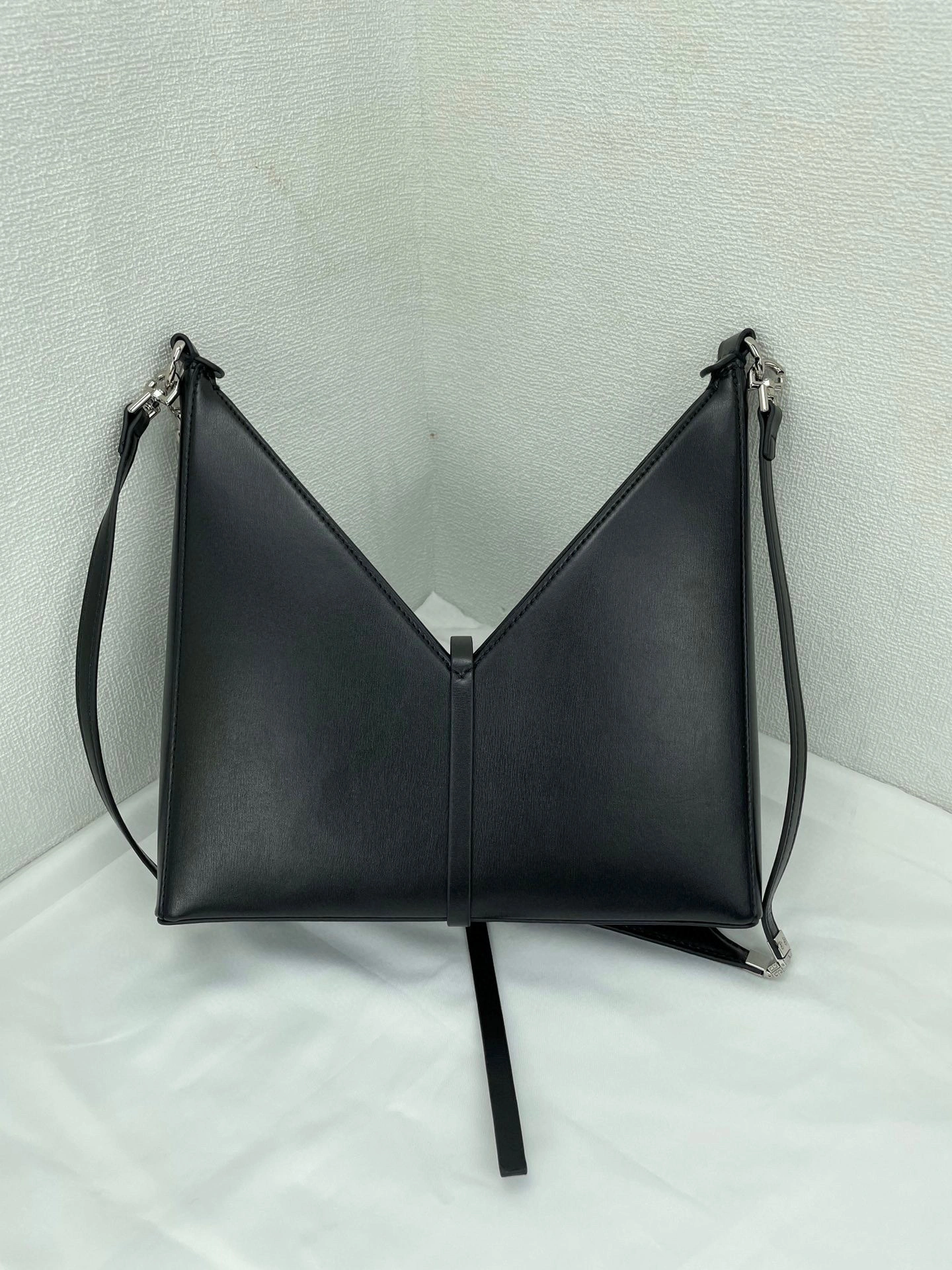 MOMO- high quality version BB50GTB00D-001 2021 Cut Out cowhide item：B-B000L1222C