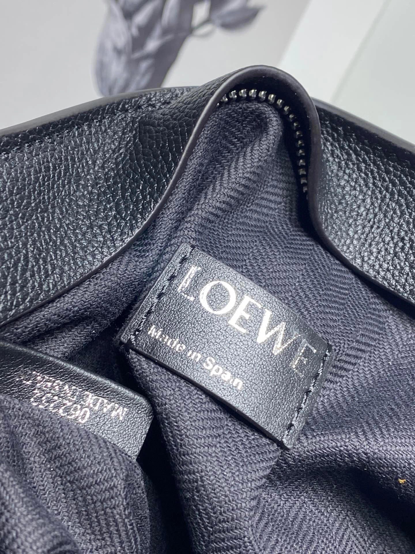 MOMO- high quality version C500W05X01-1100 T pouch calfskin item：B-B000J2924C
