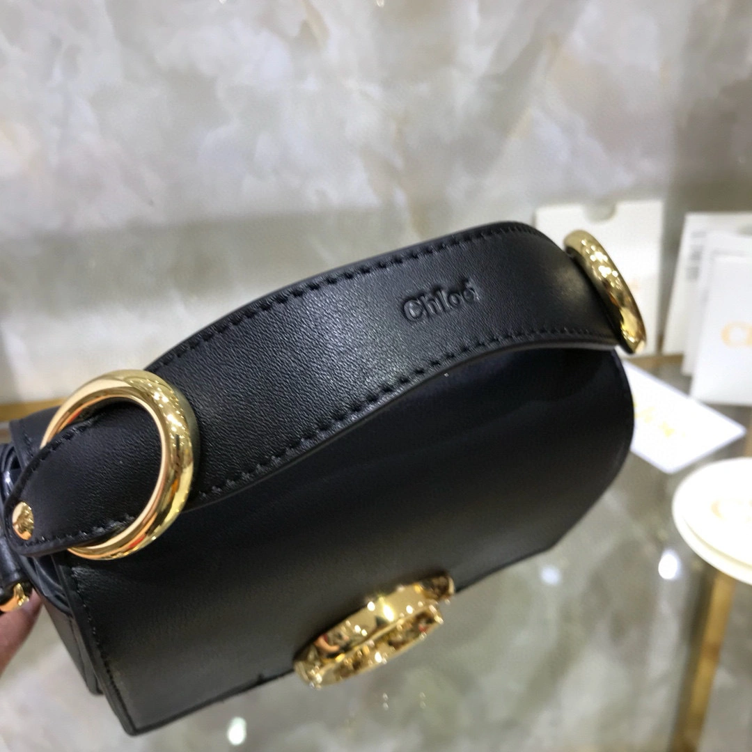 MOMO- high quality version CHC19US193A37001 C bag item：B-B063J2312C