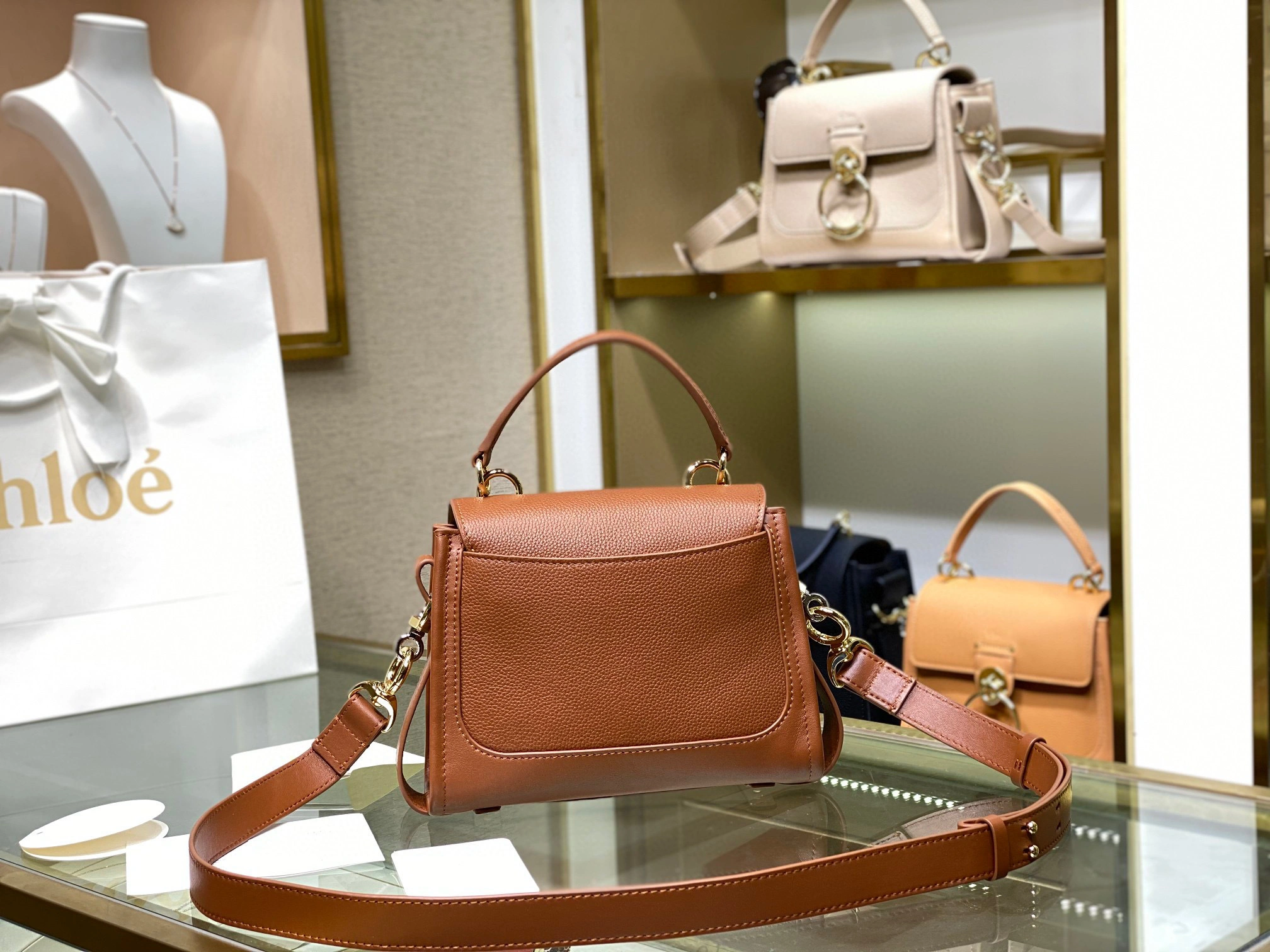 MOMO- high quality version CHC22-SS143G33-27S Tess Day calfskin item：B-B063J2322C