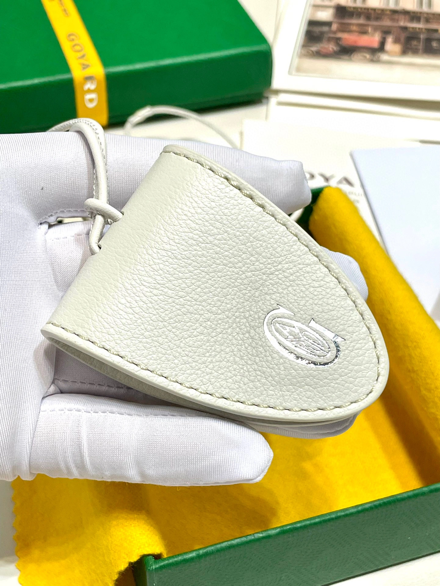 MOMO- high quality version CROCUNPMLCL Croc Universel item：B-B000K2201C