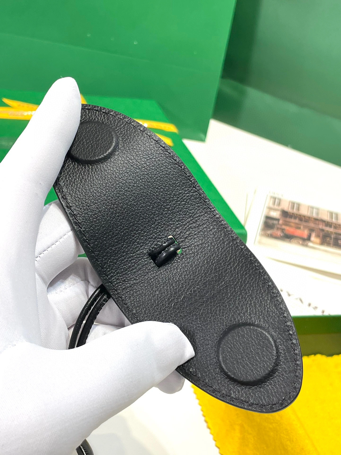 MOMO- high quality version CROCUNPMLCL Croc Universel item：B-B000K2202C