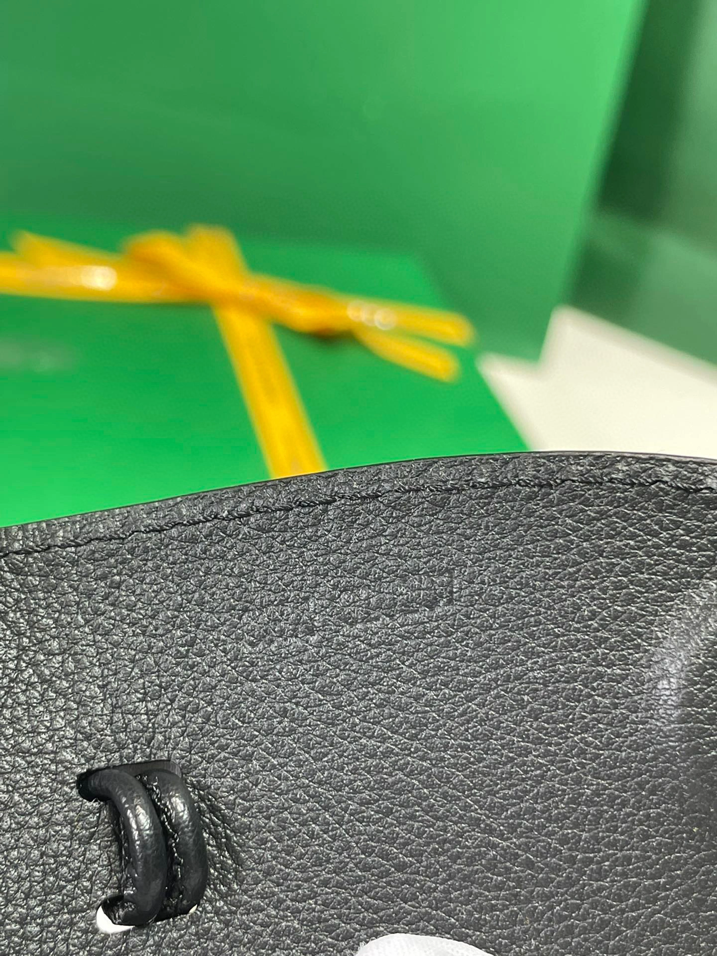 MOMO- high quality version CROCUNPMLCL Croc Universel item：B-B000K2202C