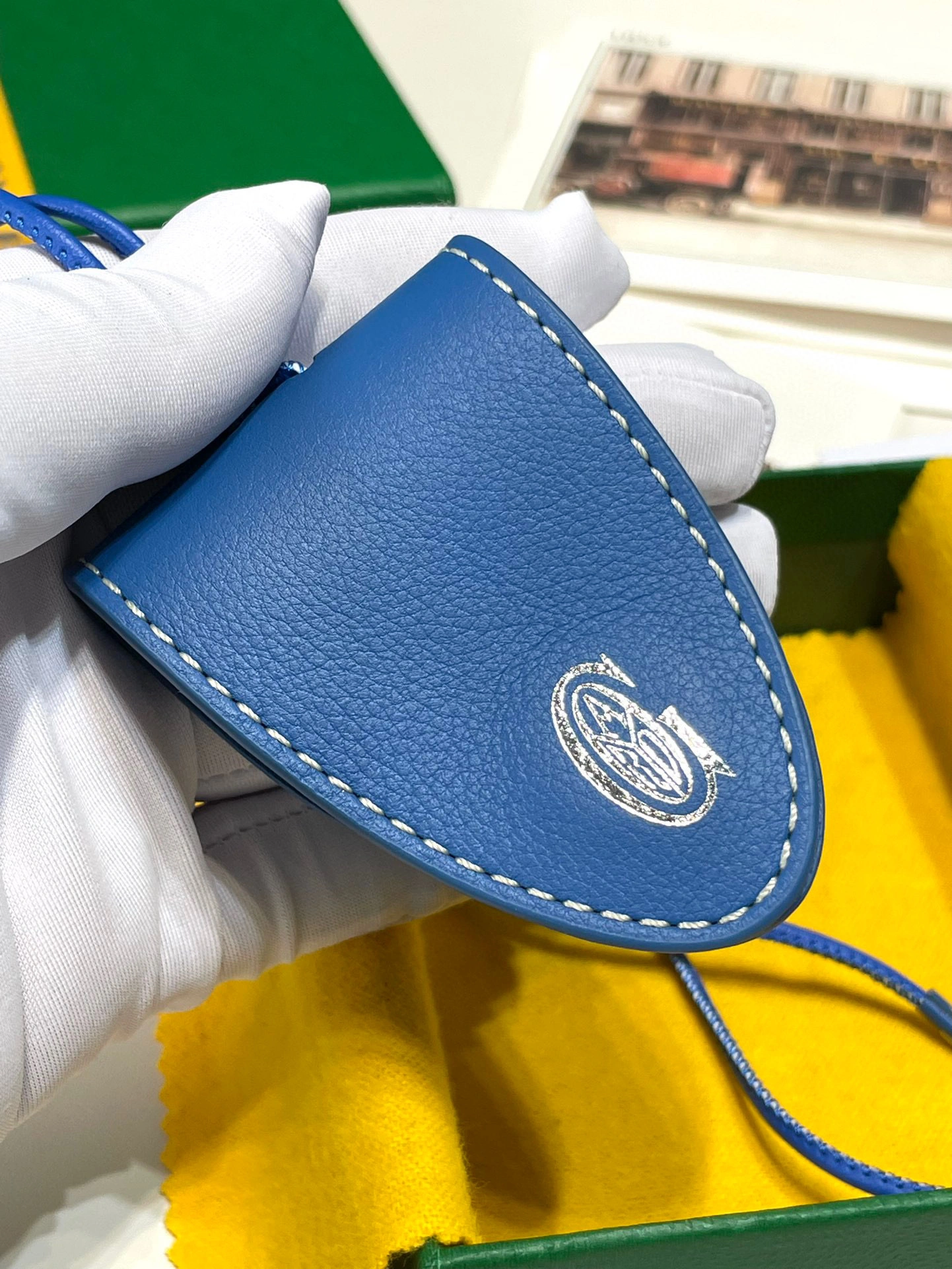 MOMO- high quality version CROCUNPMLCL Croc Universel item：B-B000K2205C