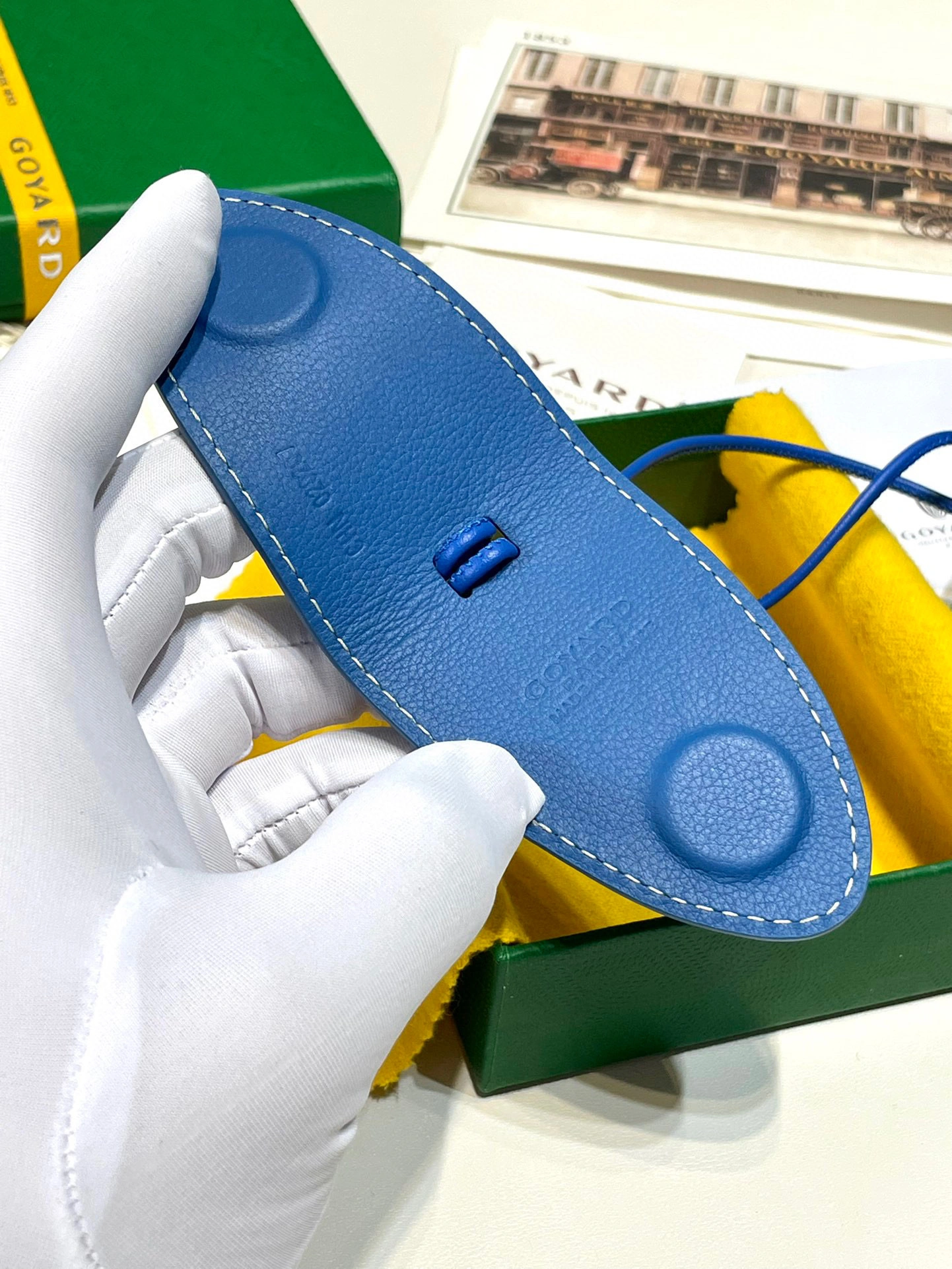 MOMO- high quality version CROCUNPMLCL Croc Universel item：B-B000K2205C
