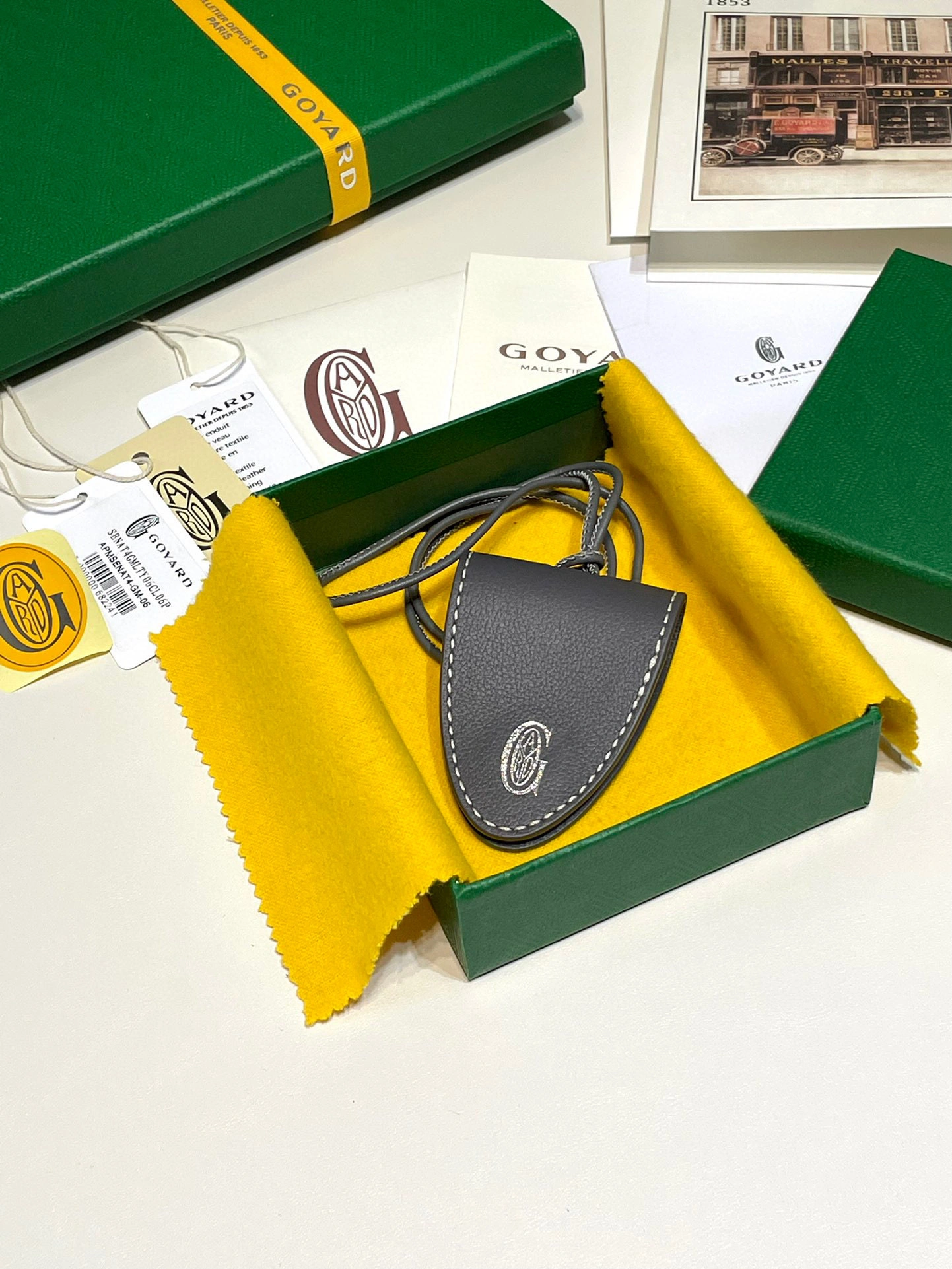 MOMO- high quality version CROCUNPMLCL Croc Universel item：B-B000K2206C