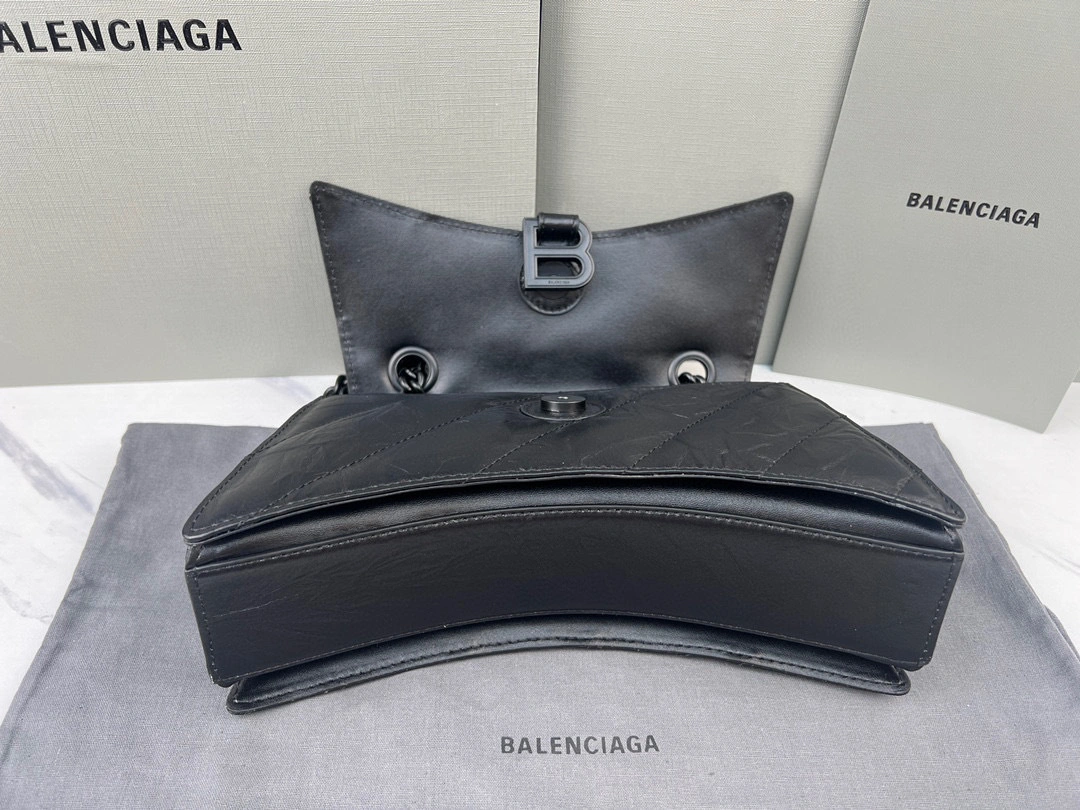 MOMO- high quality version Crush item：B-B563I1524C