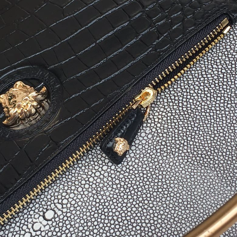 MOMO- high quality version DP84725-DCOV4-D41OH cowhide item：C-B063B1103C