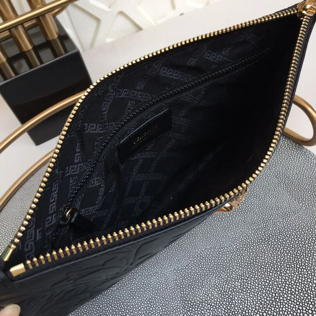 MOMO- high quality version DP84725-DPBA1-D41OH calfskin item：C-B063B0913C