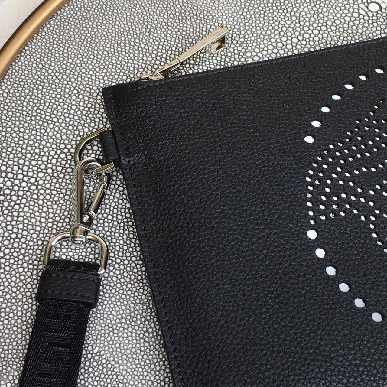 MOMO- high quality version DP84725-DVGSB-KN0JP item：C-B063B0911C