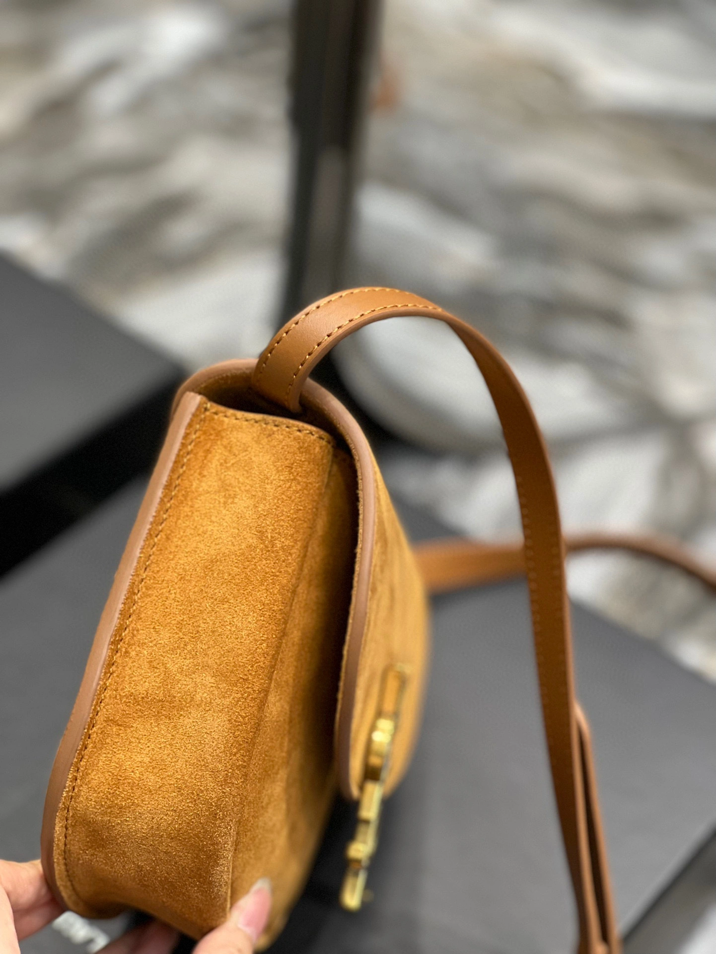 &MOMO- high quality version Kaia Small calfskin item：B-B000I0611C