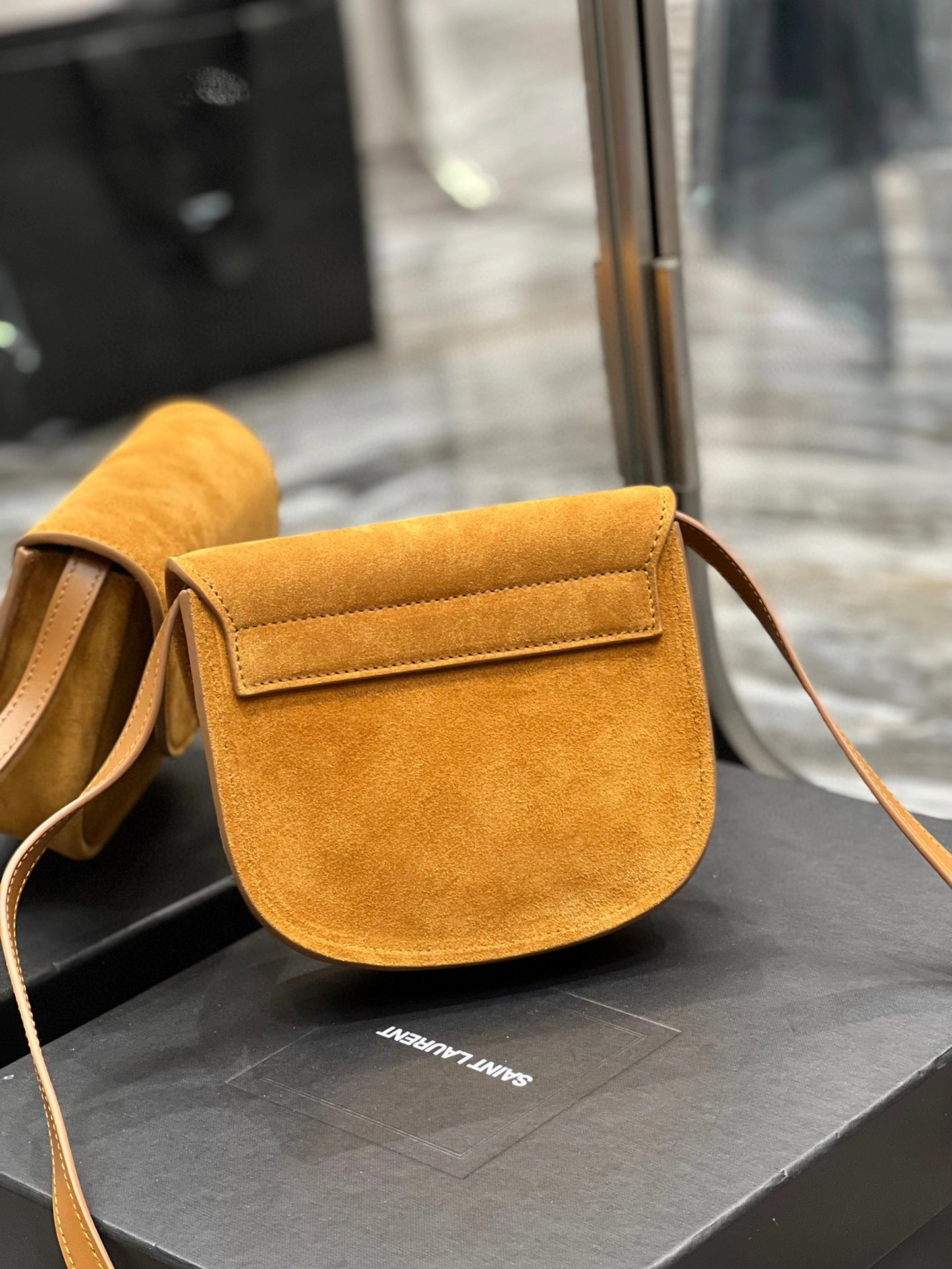 &MOMO- high quality version Kaia Small calfskin item：B-B000I0611C