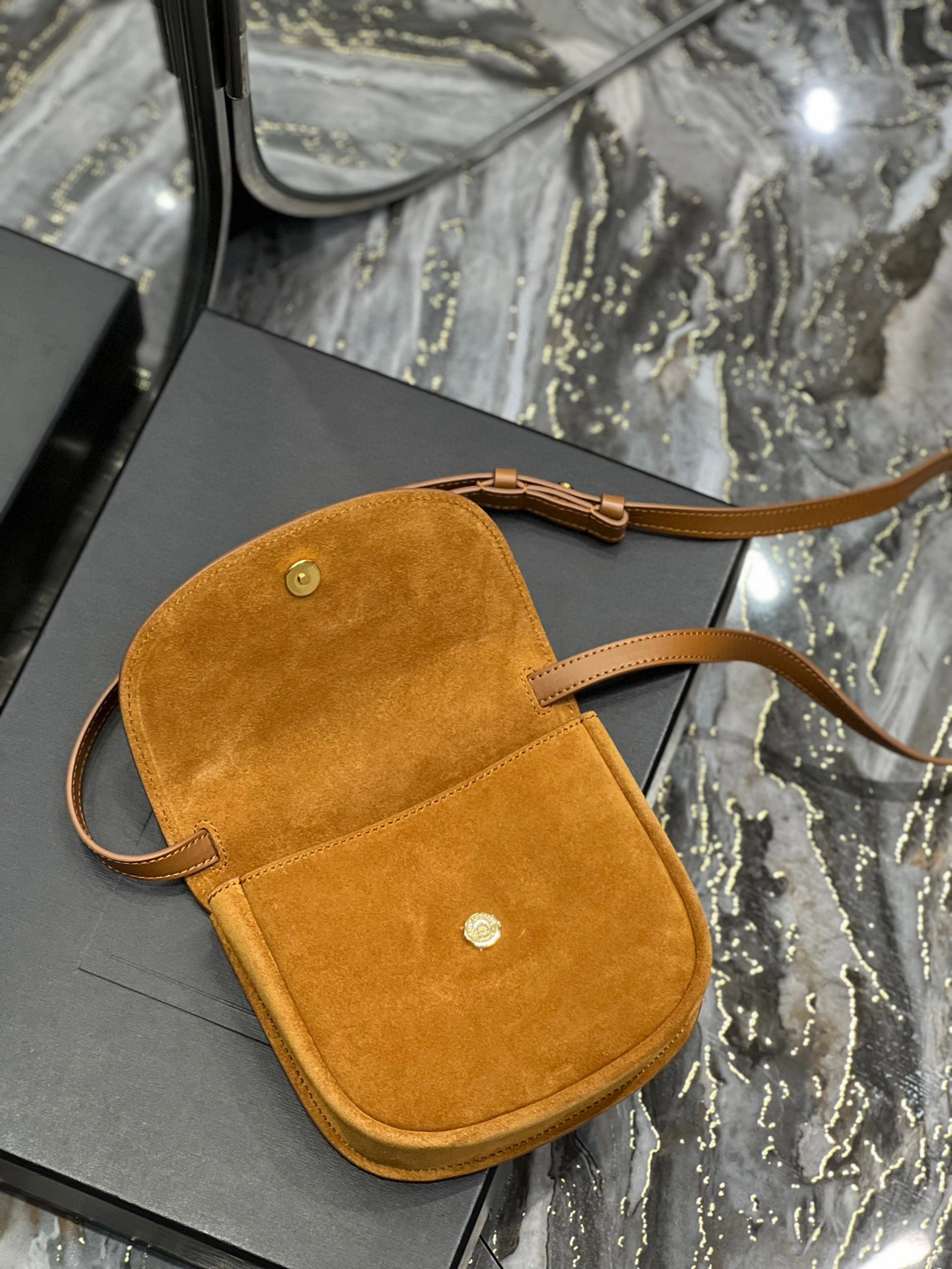 &MOMO- high quality version Kaia Small calfskin item：B-B000I0611C