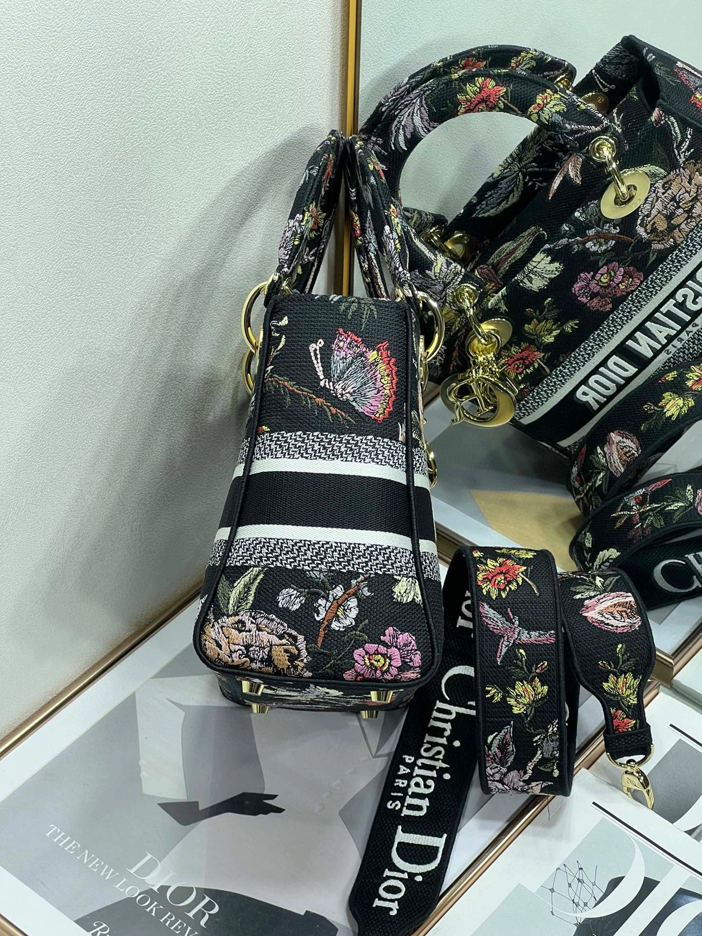 MOMO- high quality version Lady D-Lite item：B-B063L0809C