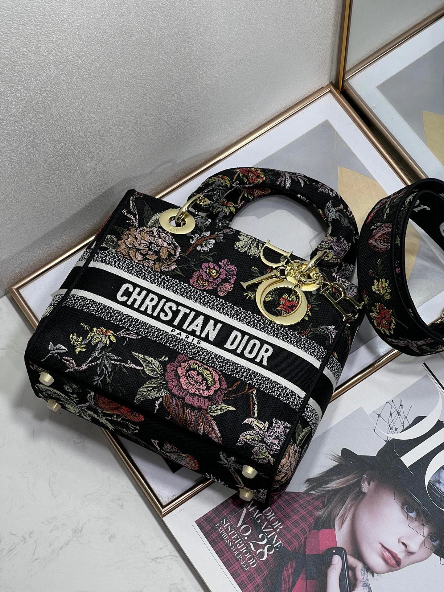 MOMO- high quality version Lady D-Lite item：B-B063L0809C