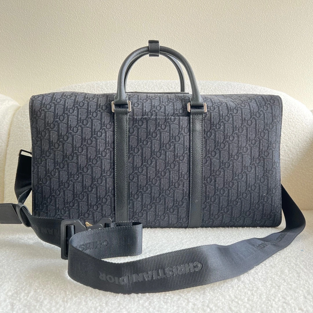 MOMO- high quality version Lingot 50 item：B-B063L0823C
