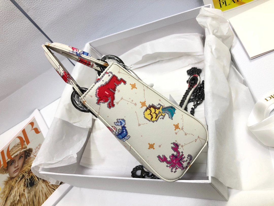 MOMO- high quality version M0505BNER-M941 Lady item：B-B063J2410C