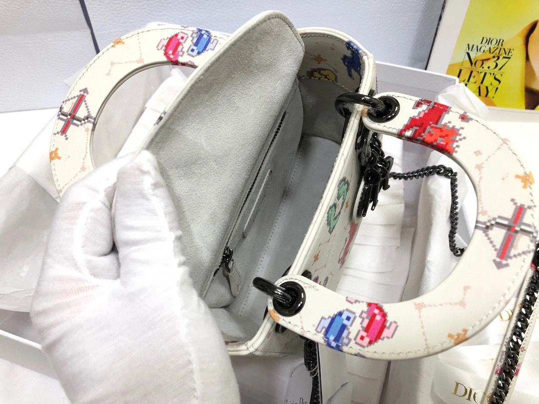 MOMO- high quality version M0505BNER-M941 Lady item：B-B063J2410C