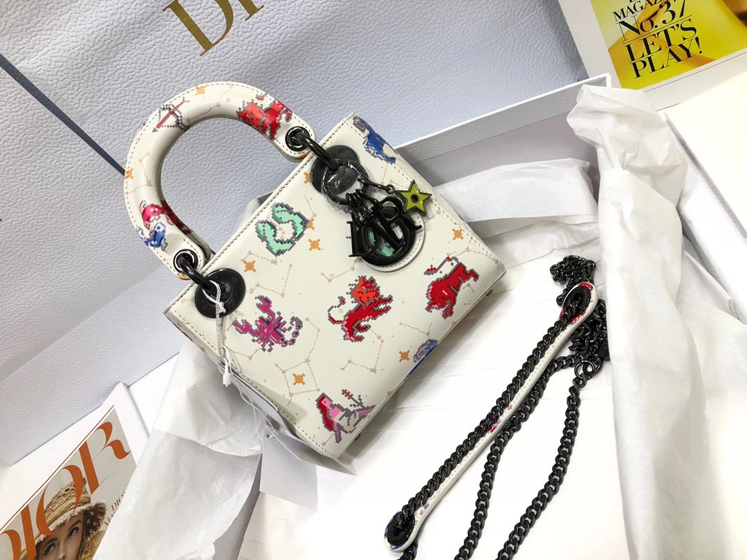 MOMO- high quality version M0505BNER-M941 Lady item：B-B063J2410C
