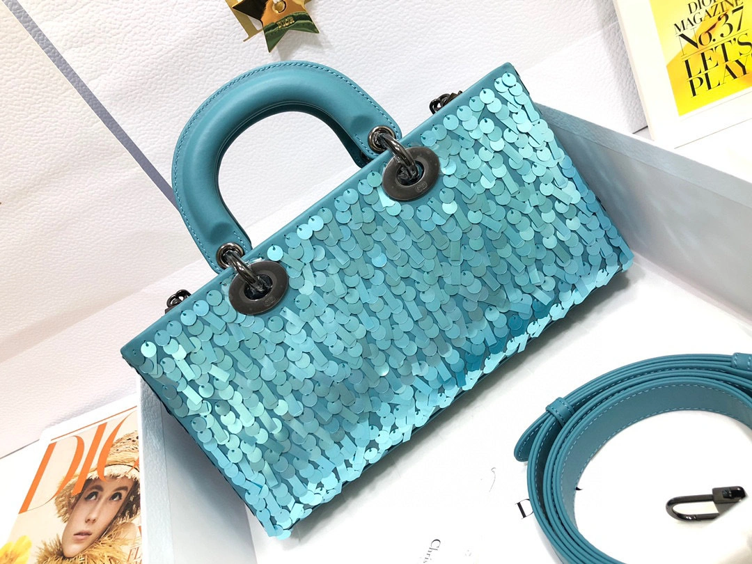 MOMO- high quality version M0540BRQT-M76E item：B-B063L0703C