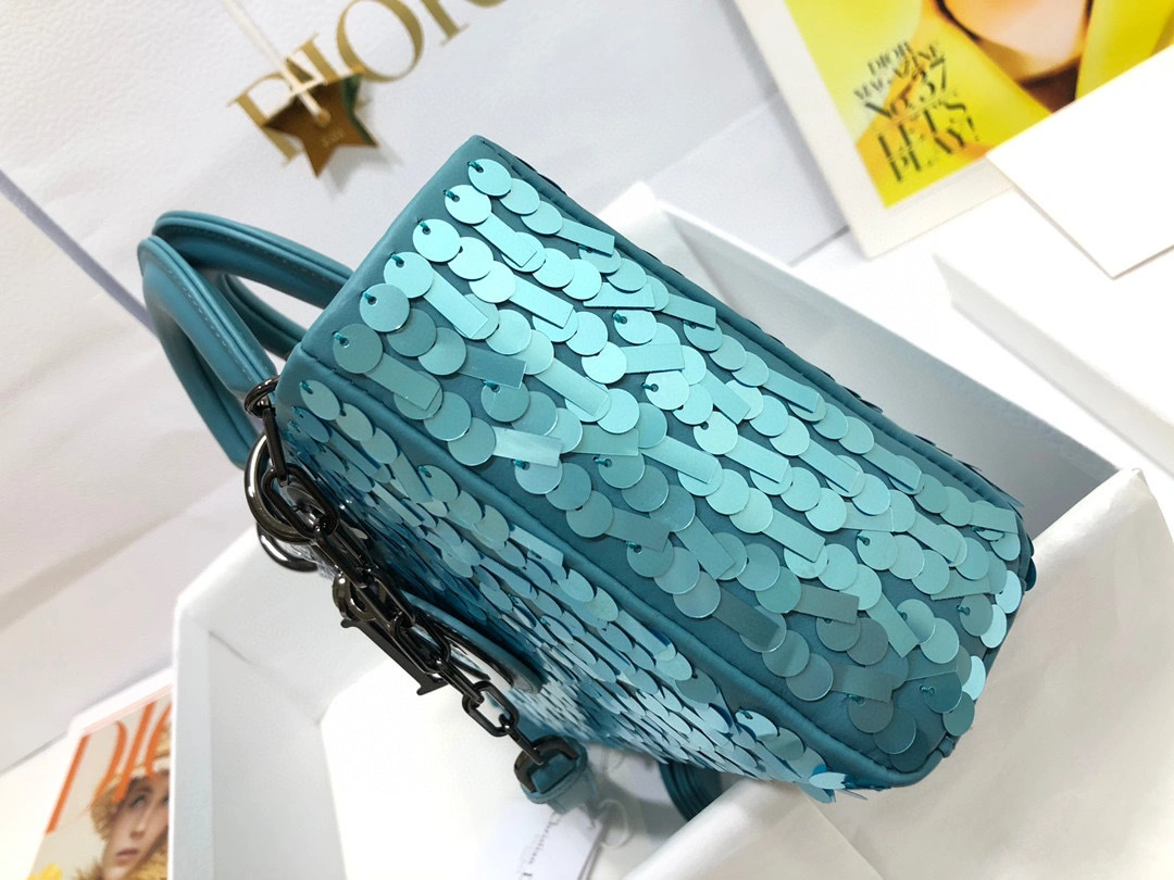 MOMO- high quality version M0540BRQT-M76E item：B-B063L0703C