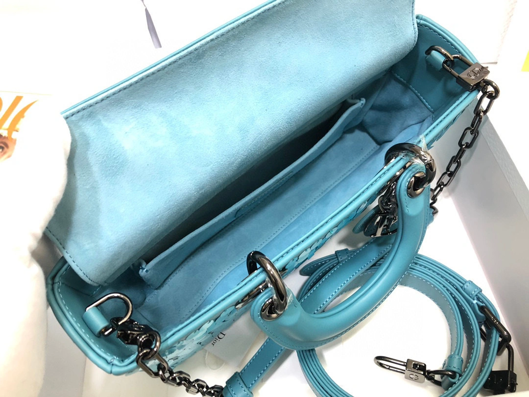 MOMO- high quality version M0540BRQT-M76E item：B-B063L0703C