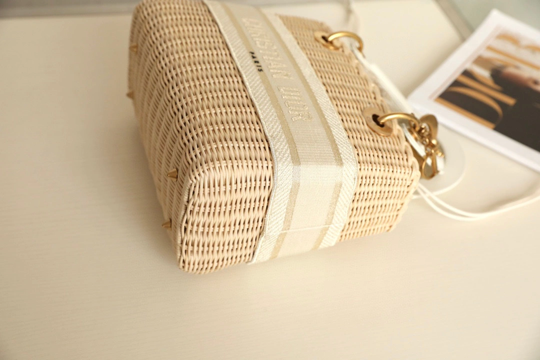 MOMO- high quality version M0565CMVN-M925 LADY item：B-B050K2724C