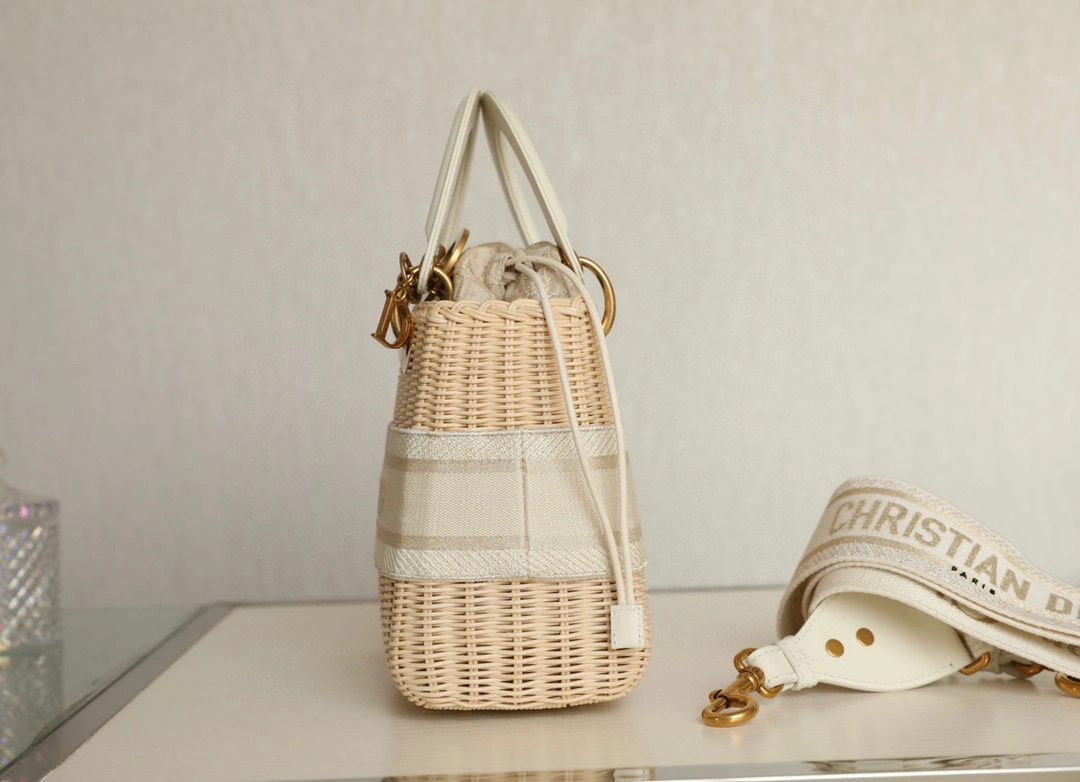 MOMO- high quality version M0565CMVN-M925 LADY item：B-B050K2724C