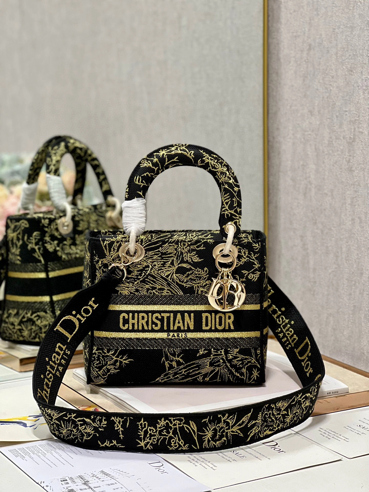 MOMO- high quality version M0565ORDZ-M911 lady item：B-B063L0705C