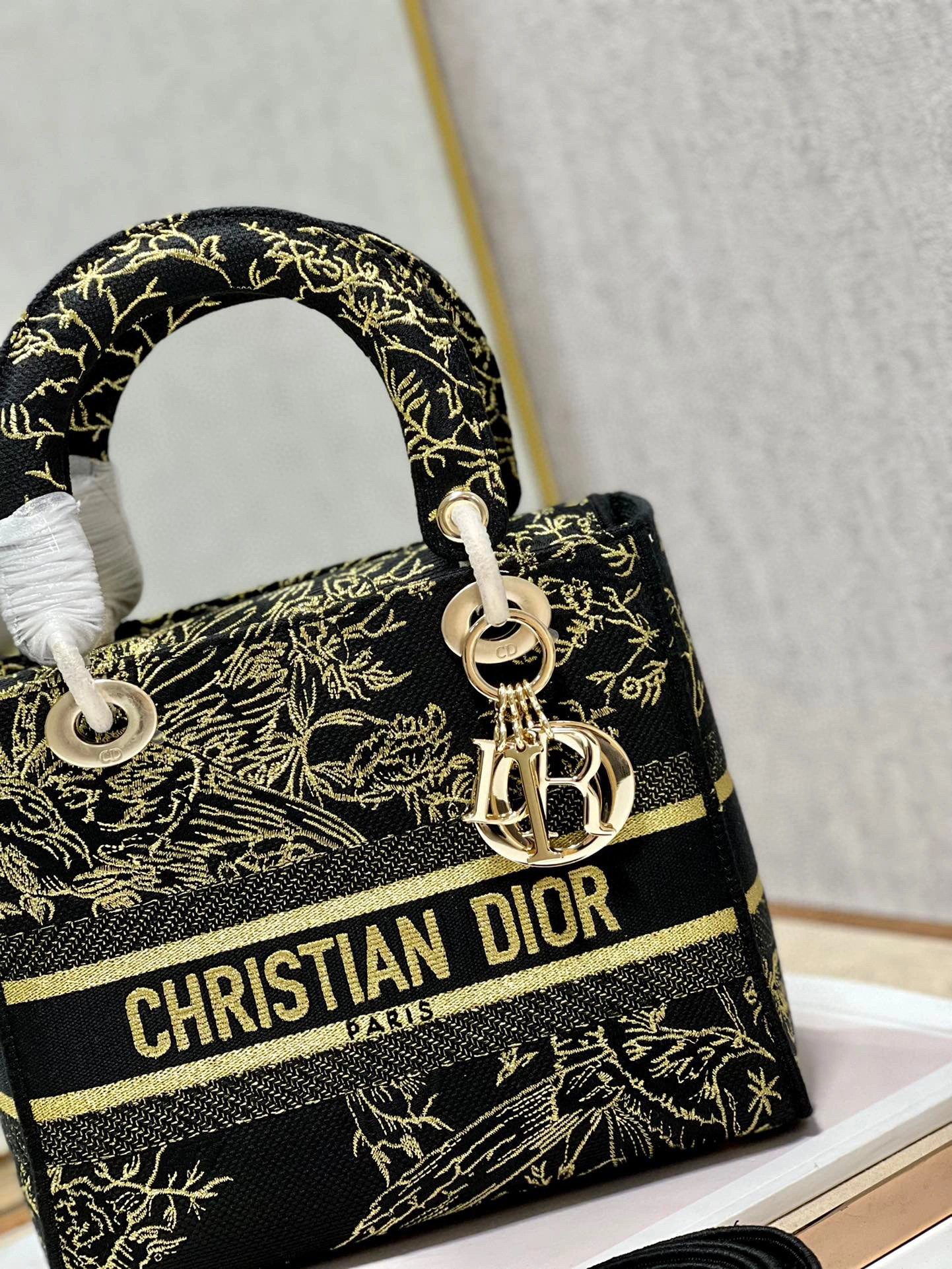 MOMO- high quality version M0565ORDZ-M911 lady item：B-B063L0705C