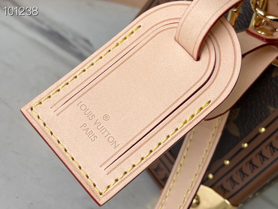 MOMO- high quality version M10079 the Camera Box item：B-B000J2406C