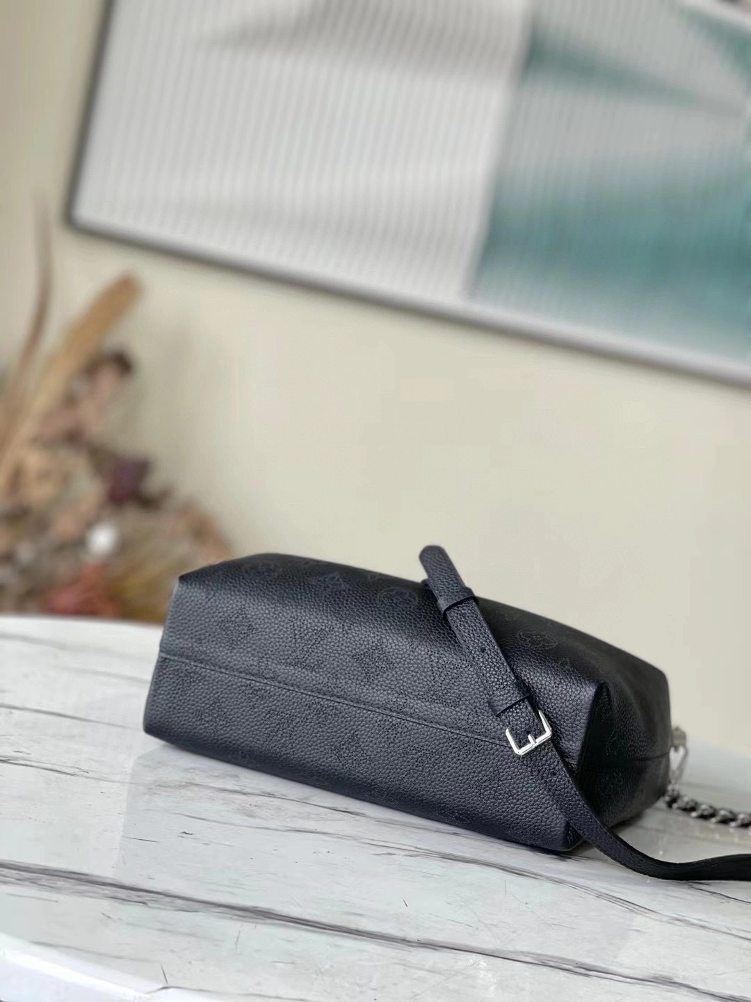 MOMO- high quality version M20703 Why Knot item：B-B000G3029C