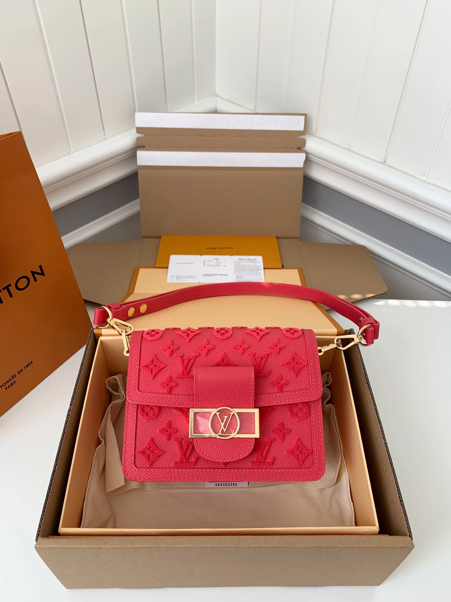 MOMO- high quality version M20747 DAUPHINE calfskin item：B-B000K1822C
