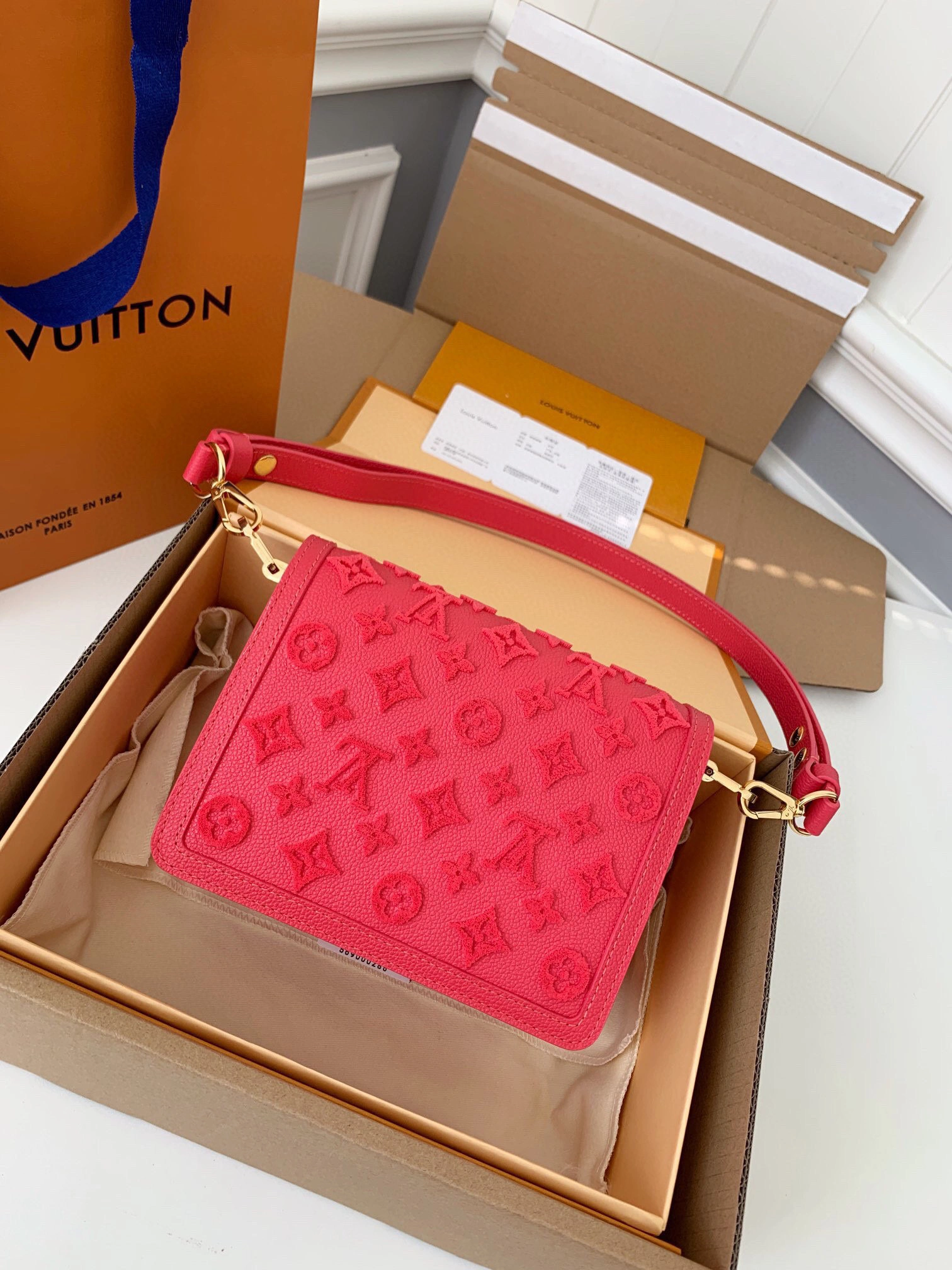 MOMO- high quality version M20747 DAUPHINE calfskin item：B-B000K1822C